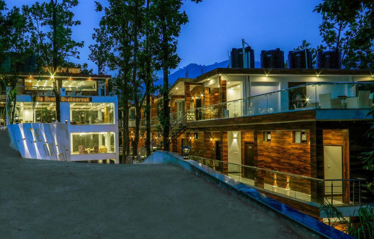 The First View Resort Lansdowne Extérieur photo